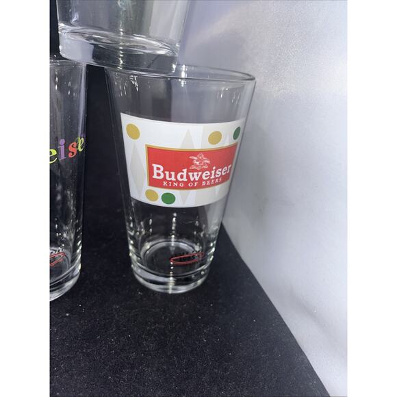 11 Budweiser Retro Pint Glasses Series - 1936 1947 1948 1955 1961 1952 1963 - Picture 11 of 12